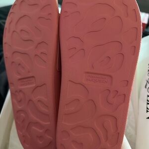 *AUTHENTIC* NEW IN BOX